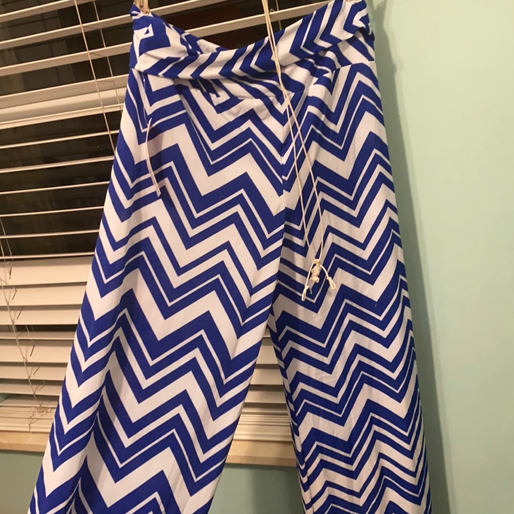 NWT Blue and white Palazzo pants